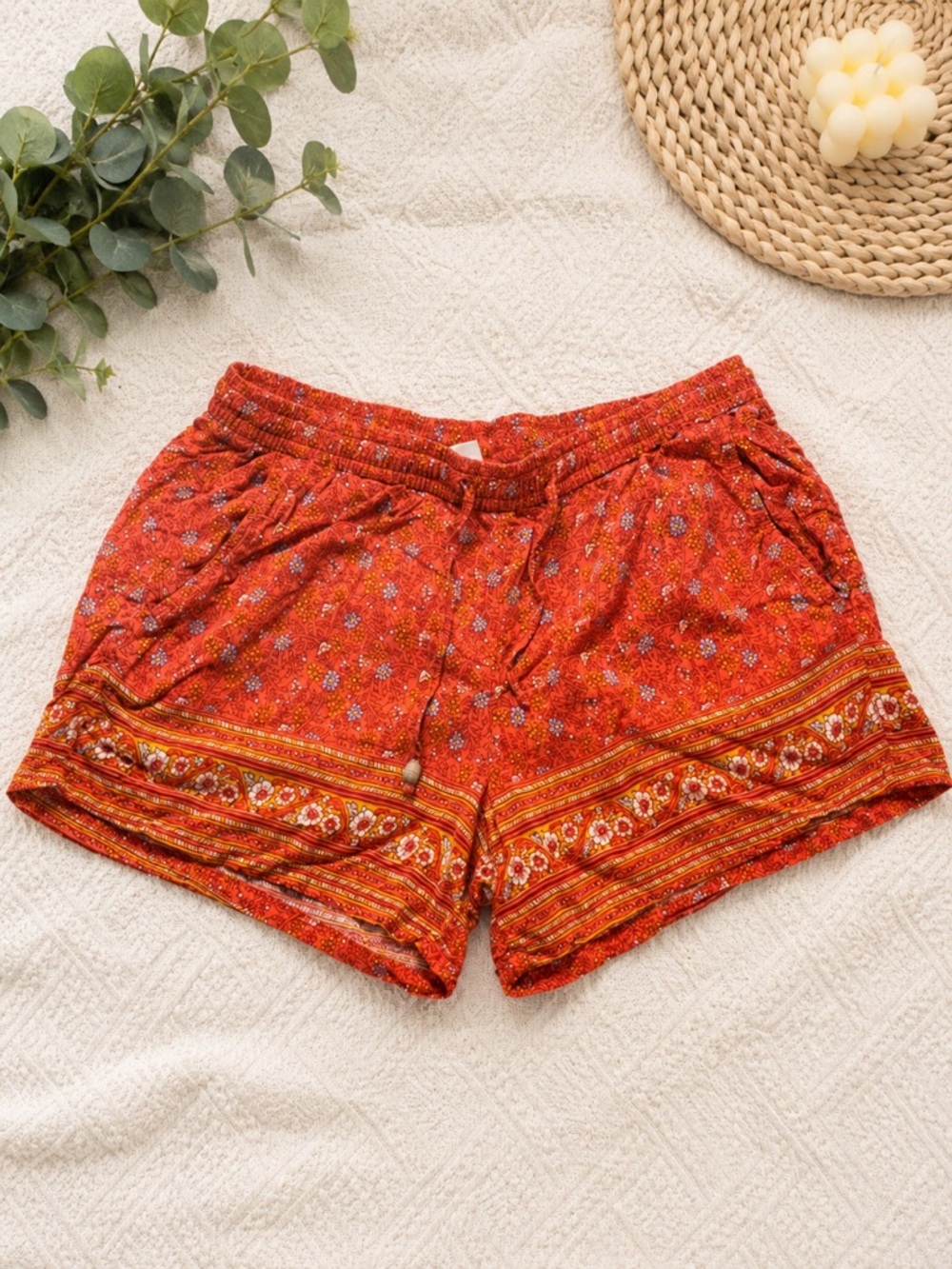 Old Navy Red Boho Floral High Waist Shorts | Pull-On Summer Shorts | Size M